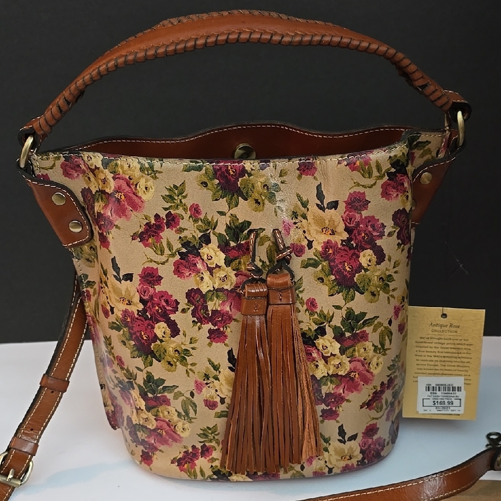 Patricia NASH ANTIQUE ROSE  Bucket Bag with Tassel
